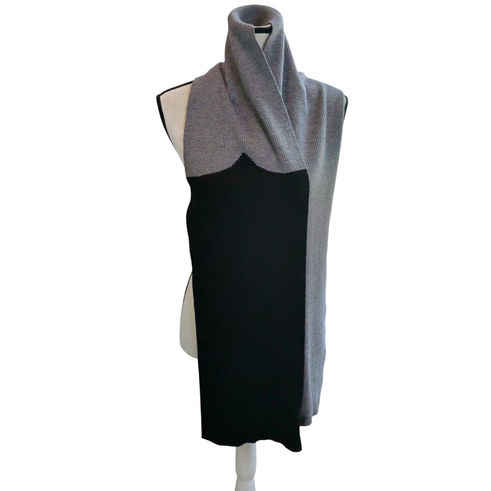 Hunter Colorblock Scarf Black Grey 100% Extra Fine Merino Wool Ribbed